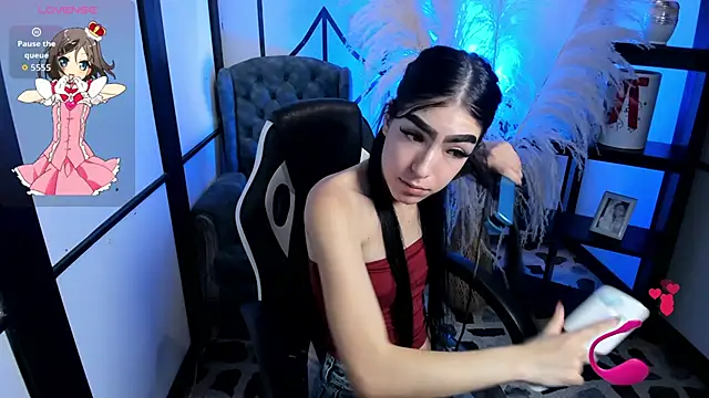 Snapshot of lorraineHunter chatting on February 2026 12:48:02 PM lorraineHunter online show from February 2026 12:48:02 PM