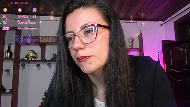 Snapshot of QueenRose94 chatting on March 2026 12:42:01 PM QueenRose94 online show from March 2026 12:42:01 PM