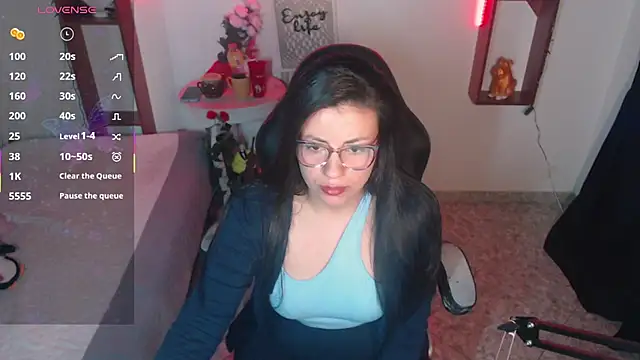 Snapshot of QueenRose94 chatting on March 2026 12:42:01 PM QueenRose94 online show from March 2026 12:42:01 PM