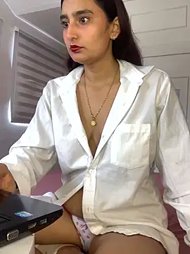 Snapshot of -BabyLuna chatting on February 2026 02:18:01 PM -BabyLuna online show from February 2026 02:18:01 PM