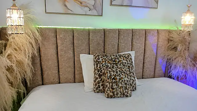 Snapshot of Yaasmin_ chatting on February 2026 06:57:01 PM Yaasmin online show from February 2026 06:57:01 PM