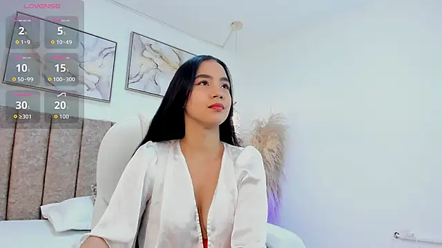 Snapshot of Yaasmin_ chatting on February 2026 06:36:01 PM Yaasmin online show from February 2026 06:36:01 PM