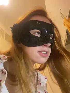 Snapshot of seluna_baby chatting on February 2026 05:19:02 PM seluna baby online show from February 2026 05:19:02 PM