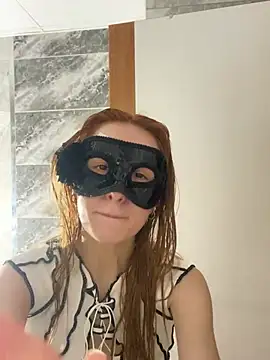 Snapshot of seluna_baby chatting on February 2026 07:32:02 PM seluna baby online show from February 2026 07:32:02 PM