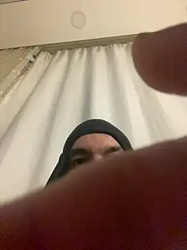 Snapshot of seluna_baby chatting on February 2026 12:09:01 AM seluna baby online show from February 2026 12:09:01 AM