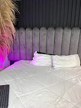 Nanda vixen  online show from March 2026 08:47:02 PM