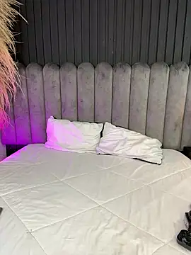 Nanda vixen  online show from March 2026 07:30:01 PM