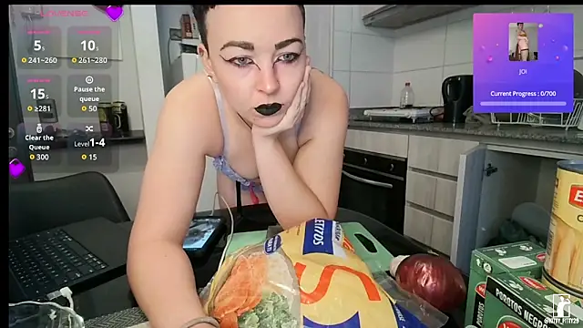 kittyfitty29 online show from April 2026 08:09:02 PM