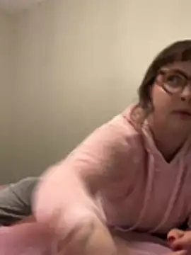 Snapshot of bunnionline chatting on February 2026 06:28:02 AM bunnionline online show from February 2026 06:28:02 AM