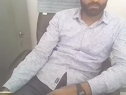 Ronny69y online show from February 2026 06:03:01 AM