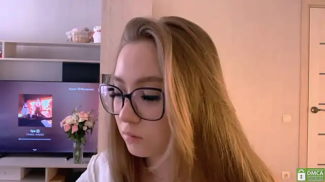 Fayalotyncute online show from February 2026 10:05:01 AM