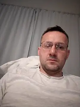 Snapshot of defaktor chatting on April 2026 07:22:01 PM defaktor online show from April 2026 07:22:01 PM
