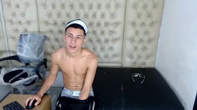 keiandrenne online show from February 2026 02:18:02 AM