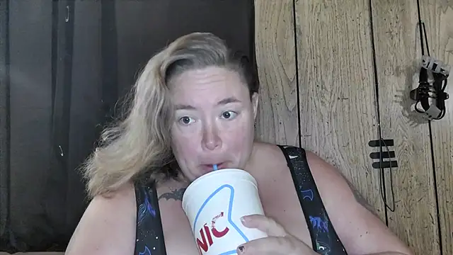 ladylynn13 online show from June 2026 01:20:02 PM