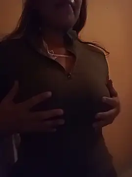 Lindagirlcum online show from February 2026 01:18:01 PM