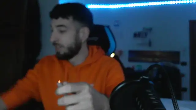 Snapshot of maestroboris95 chatting on February 2026 02:58:02 PM maestroboris95 online show from February 2026 02:58:02 PM