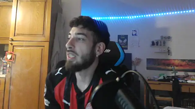 Snapshot of maestroboris95 chatting on February 2026 12:31:01 AM maestroboris95 online show from February 2026 12:31:01 AM