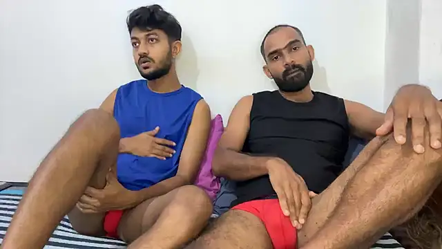 Snapshot of DesiDaddyandSon chatting on June 2026 01:41:02 AM DesiDaddyandSon online show from June 2026 01:41:02 AM