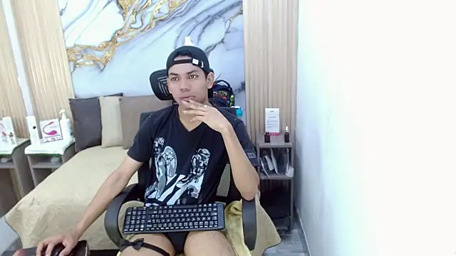 DaviidBuckx  online show from June 2026 02:36:02 AM