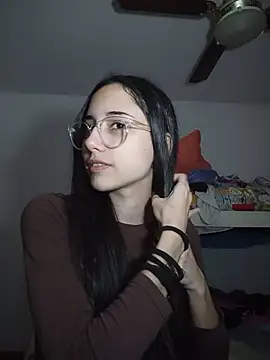 isaaabelaaa online show from April 2026 11:37:02 PM