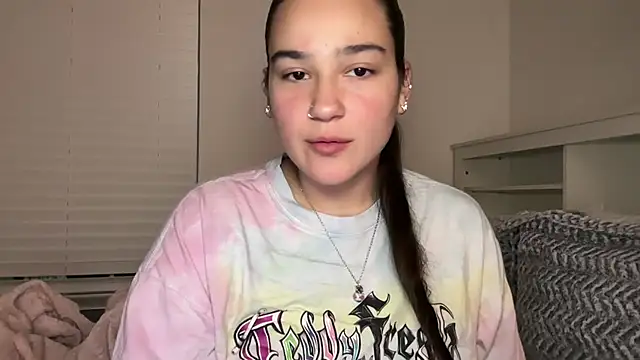 anitayurmoniii online show from July 2026 02:40:02 AM