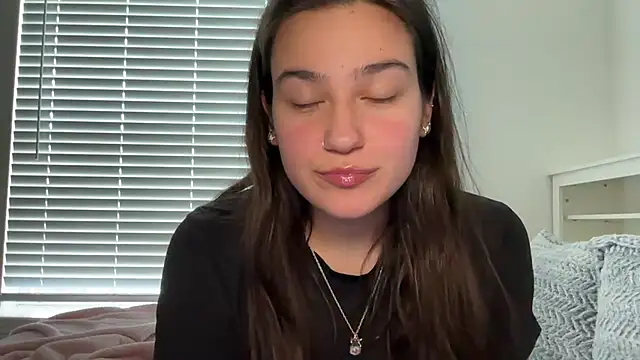 anitayurmoniii online show from July 2026 11:08:02 PM