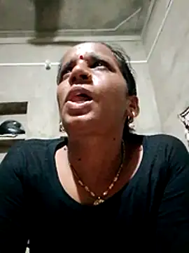 Snapshot of Anitarakkoli chatting on July 2026 03:07:02 PM Anitarakkoli online show from July 2026 03:07:02 PM
