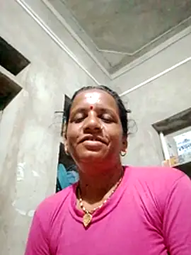 Snapshot of Anitarakkoli chatting on July 2026 11:19:01 PM Anitarakkoli online show from July 2026 11:19:01 PM