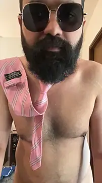 beerboy2222 online show from May 2026 09:26:02 AM