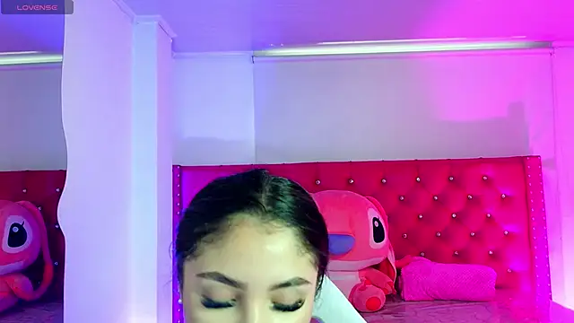 babyy nicols m online show from May 2026 11:29:01 AM