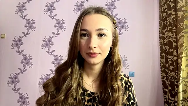 Snapshot of LacieHelaire chatting on February 2026 07:06:02 AM LacieHelaire online show from February 2026 07:06:02 AM