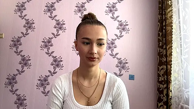 Snapshot of LacieHelaire chatting on February 2026 07:30:01 AM LacieHelaire online show from February 2026 07:30:01 AM