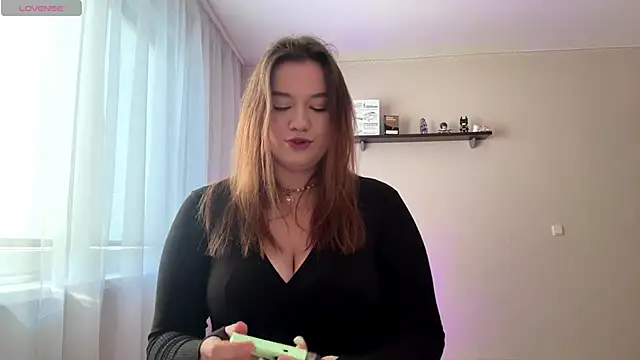 GuillerminaHotze online show from March 2026 07:38:01 AM