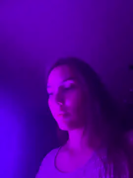 Arielle Vade online show from July 2026 08:11:02 PM