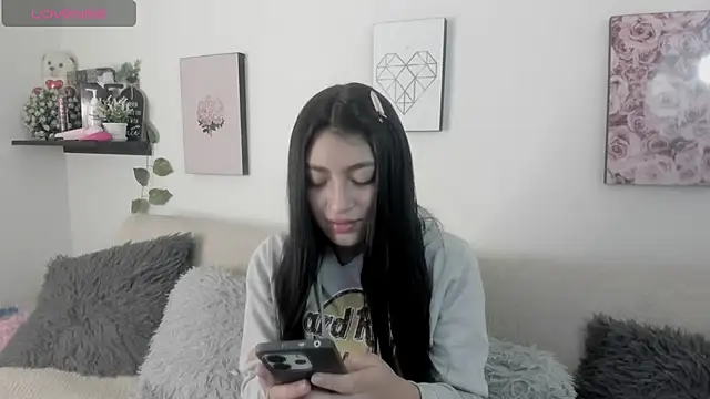 Snapshot of Alexaalove_1 chatting on February 2026 01:40:02 PM Alexaalove 1 online show from February 2026 01:40:02 PM