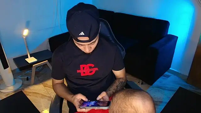 Xanderstone00 online show from March 2026 01:26:01 PM