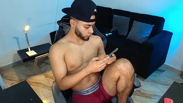 Xanderstone00 online show from March 2026 02:54:01 PM