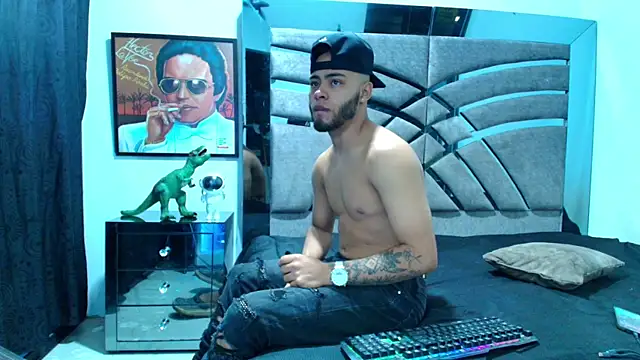 Xanderstone00 online show from June 2026 02:02:02 AM