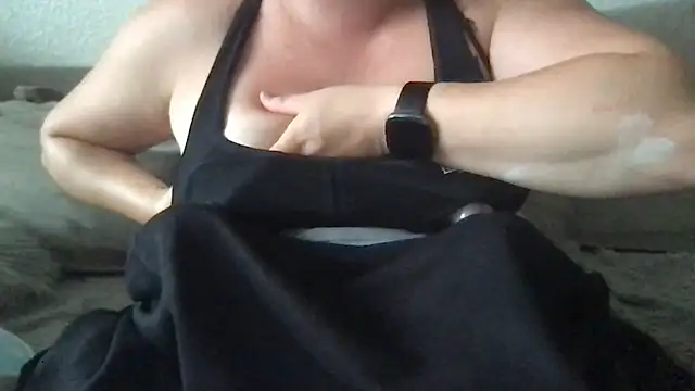 FlirtyFrayaXX online show from July 2026 06:51:02 PM