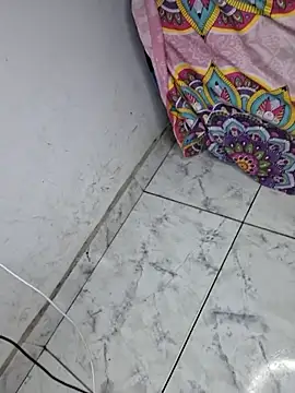 Alannys19 online show from May 2026 02:17:02 AM