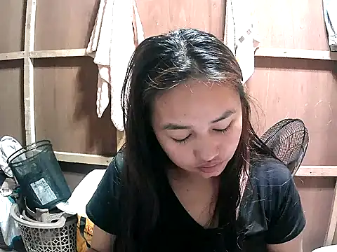 Cloudette 17 online show from March 2026 10:32:01 AM