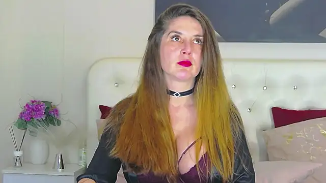 Snapshot of AzeliaHart chatting on February 2026 12:12:01 PM AzeliaHart online show from February 2026 12:12:01 PM