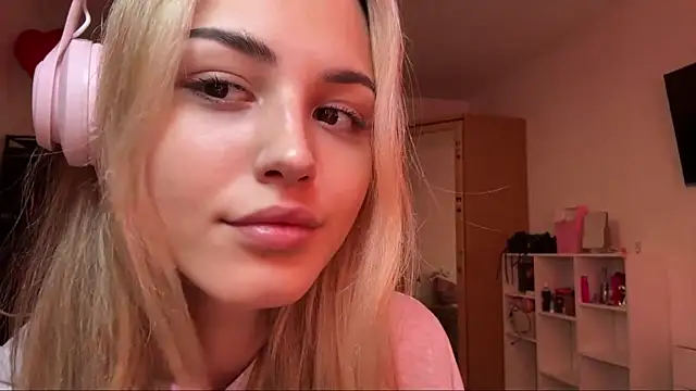 Evva mayy online show from February 2026 11:00:02 AM