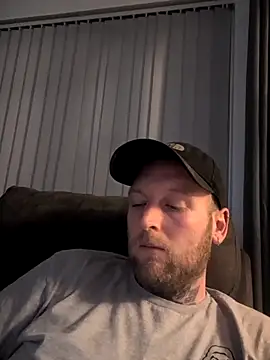 dave32000 online show from February 2026 12:29:02 AM