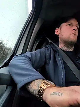 dave32000 online show from February 2026 12:38:01 PM