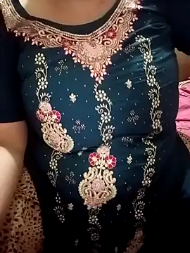 Snapshot of Simran_008 chatting on April 2026 12:29:02 PM Simran 008 online show from April 2026 12:29:02 PM