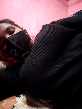 Snapshot of punita-s chatting on February 2026 09:04:02 AM punita-s online show from February 2026 09:04:02 AM