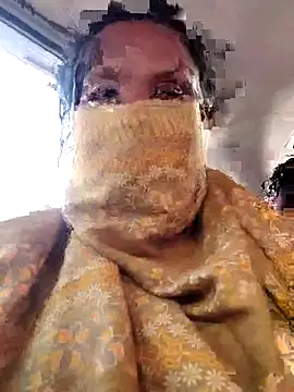 Snapshot of punita-s chatting on February 2026 07:09:02 AM punita-s online show from February 2026 07:09:02 AM