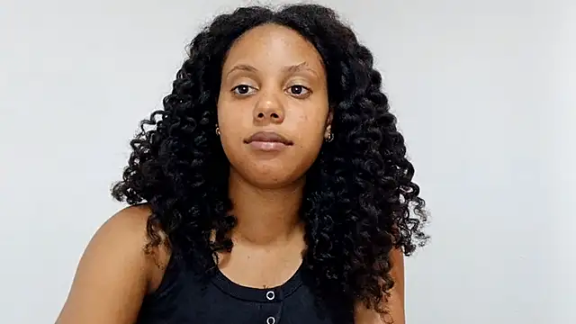 EsterSantopietro online show from February 2026 09:44:02 PM