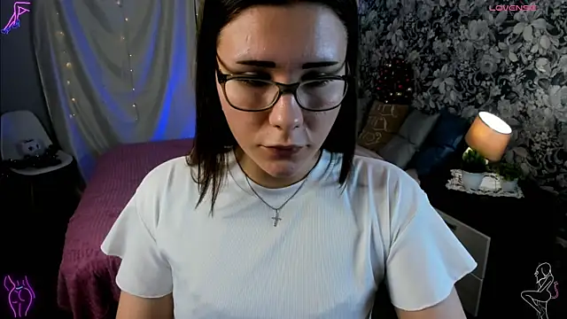 Snapshot of Coraline_kitty chatting on February 2026 08:54:02 AM Coraline kitty online show from February 2026 08:54:02 AM